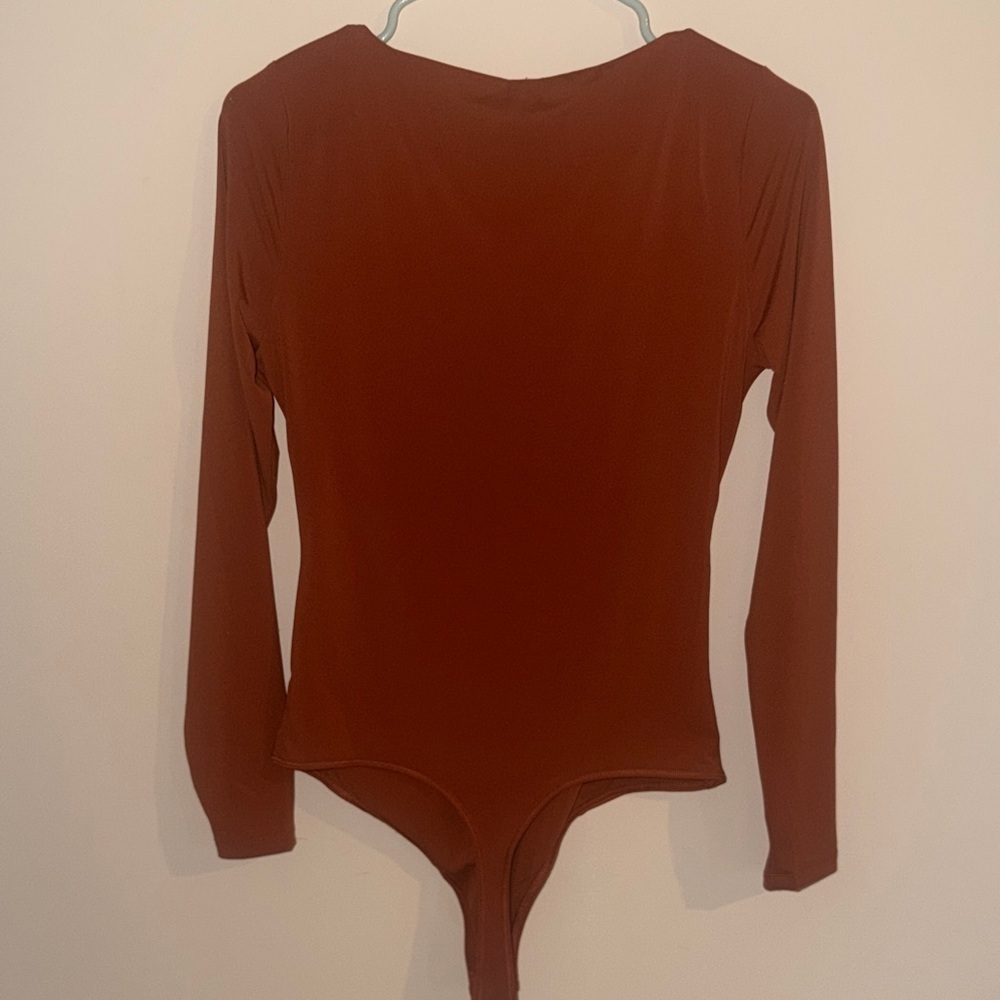 Abercrombie & Fitch Deep V-Neck Bodysuit in Rust - Picture 6 of 7